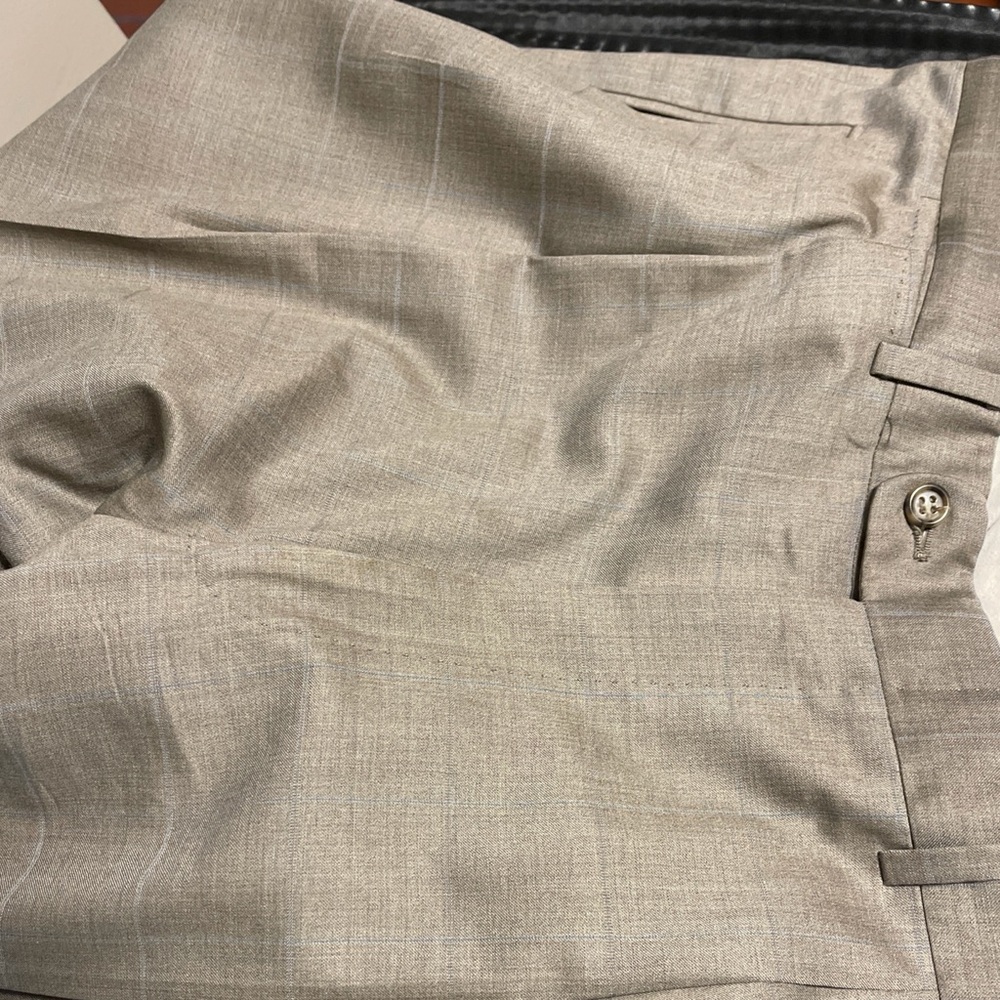 ‼️SOLD‼️Ermenegildo Zegna suit - Picture 9 of 12